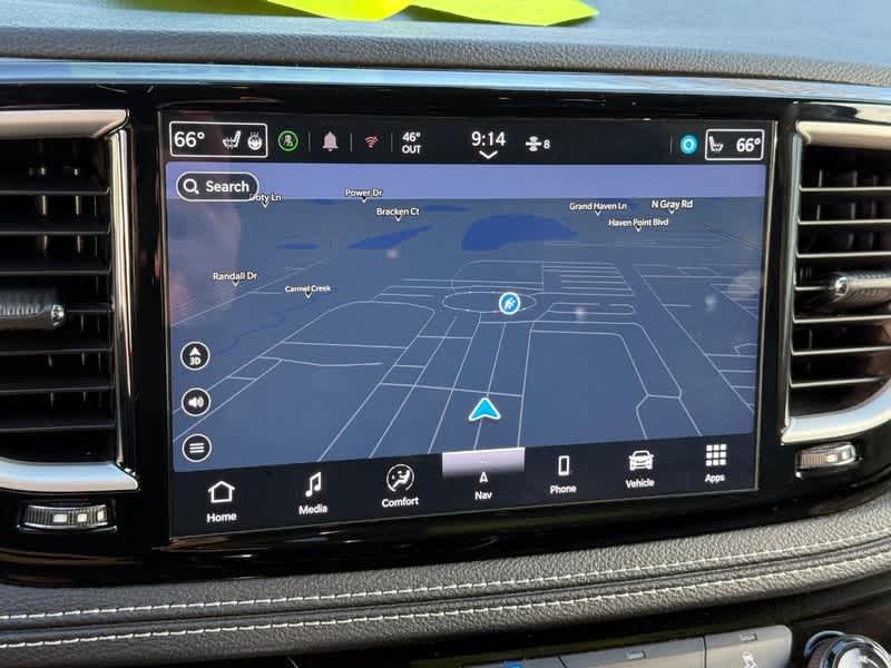 2024 Chrysler Pacifica Select