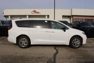 2024 Chrysler Pacifica Limited AWD in Indianapolis, IN - O'Brien Automotive Family