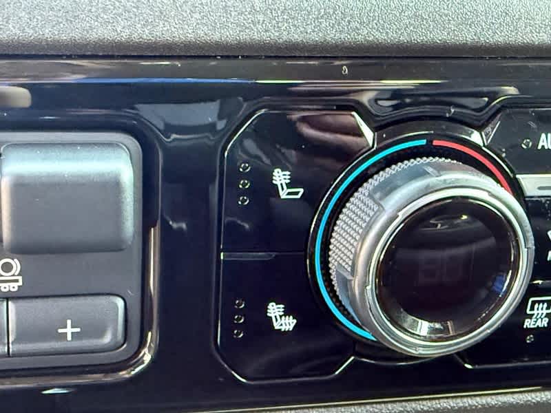 2024 Chevrolet Silverado 2500HD 4WD Crew Cab Standard Bed LTZ