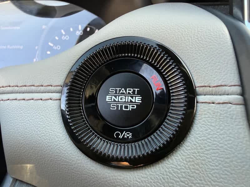 2024 Jeep Compass Limited - Photo 16