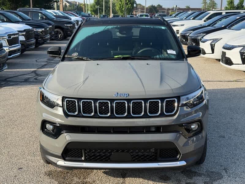 2024 Jeep Compass Limited - Photo 9