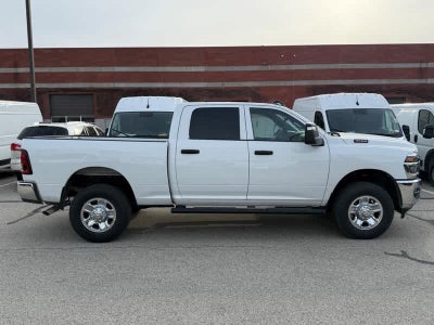 2026 RAM 3500 RAM 3500 TRADESMAN CREW CAB 4X4 6'4' BOX