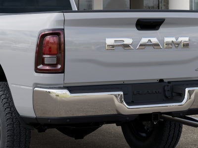 2025 RAM 3500 Tradesman - 4x4 Crew Cab 8 Box