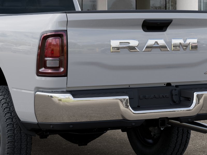 2025 RAM 3500 Tradesman - 4x4 Crew Cab 8 Box