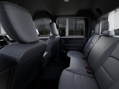 2025 RAM 3500 Tradesman - 4x4 Crew Cab 8 Box