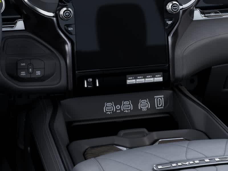 2026 RAM 3500 RAM 3500 LIMITED CREW CAB 4X4 8' BOX