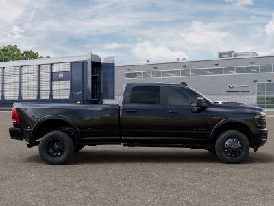 2026 RAM 3500 RAM 3500 LIMITED CREW CAB 4X4 8' BOX