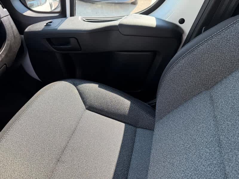2024 RAM ProMaster Cargo Van LOW ROOF 136' WB