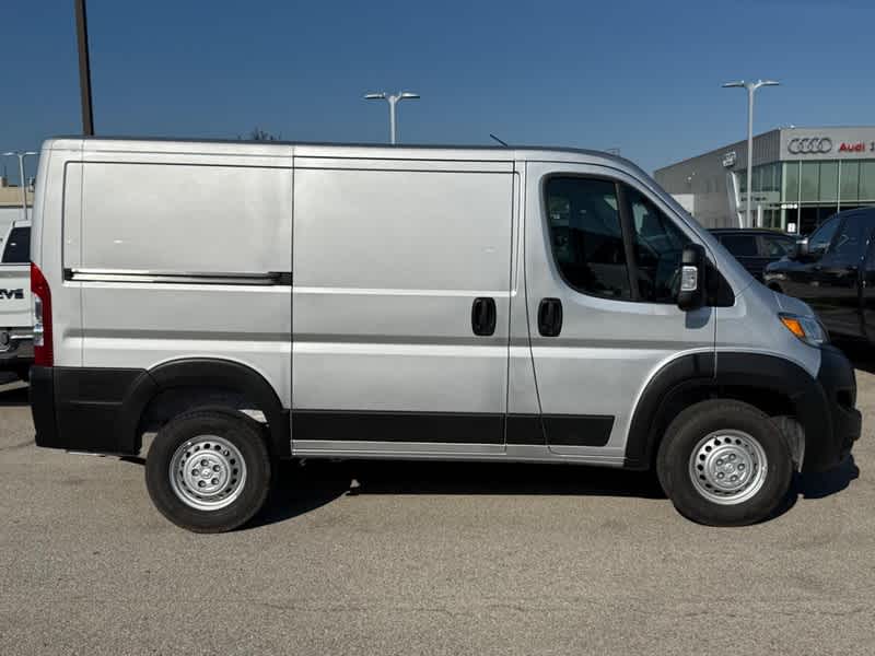2025 RAM ProMaster LOW ROOF 118' WB