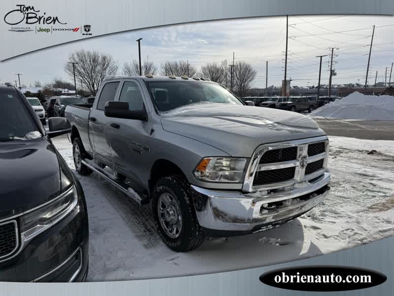 2017 RAM 2500 Tradesman Crew Cab 4x4 6'4' Box