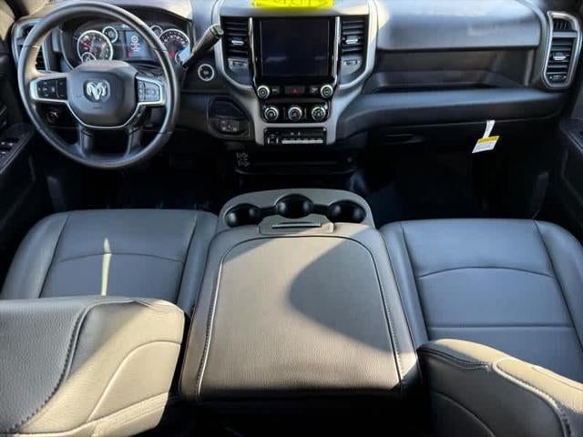 2025 RAM 2500 Tradesman Crew Cab 4x4 6'4' Box