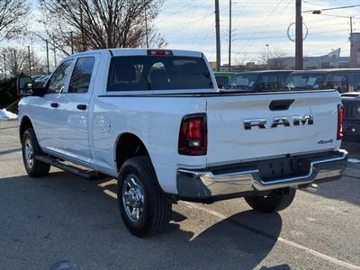 2025 RAM 2500 Tradesman Crew Cab 4x4 6'4' Box