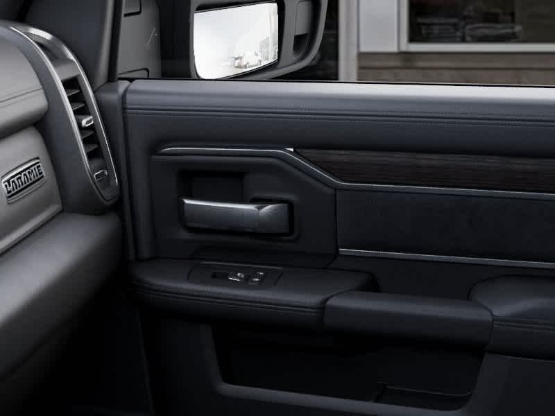 2027 RAM 2500 LARAMIE