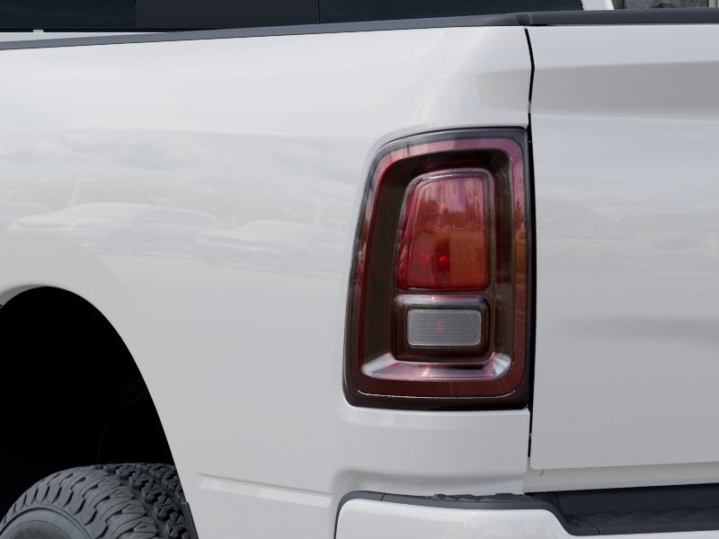 2027 RAM 2500 RAM 2500 BLACK EXPRESS CREW CAB 4X4 8' BOX