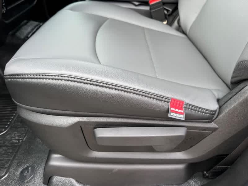 2026 RAM 4500 Chassis Cab RAM 4500 TRADESMAN CHASSIS CREW CAB 4X4 84' CA