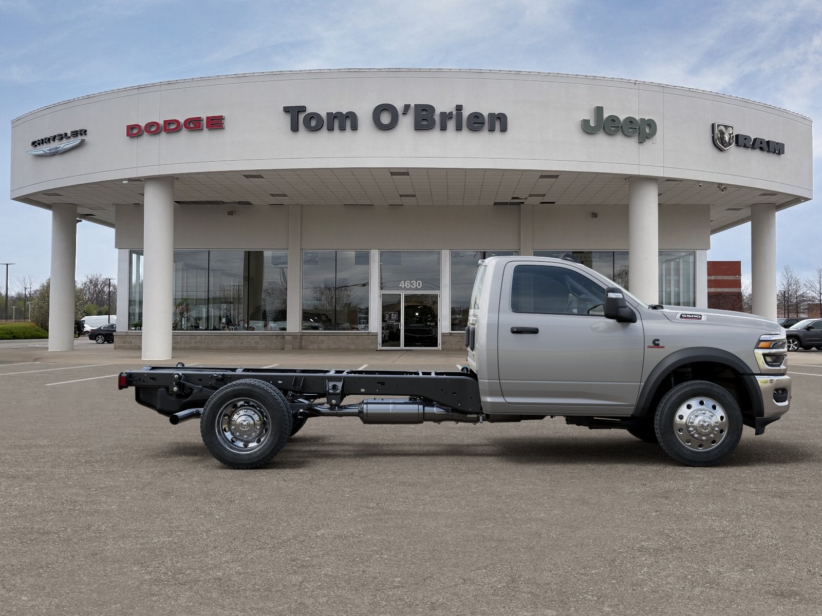 2026 RAM 5500 Chassis Cab RAM 5500 TRADESMAN CHASSIS REGULAR CAB 4X4 84' CA