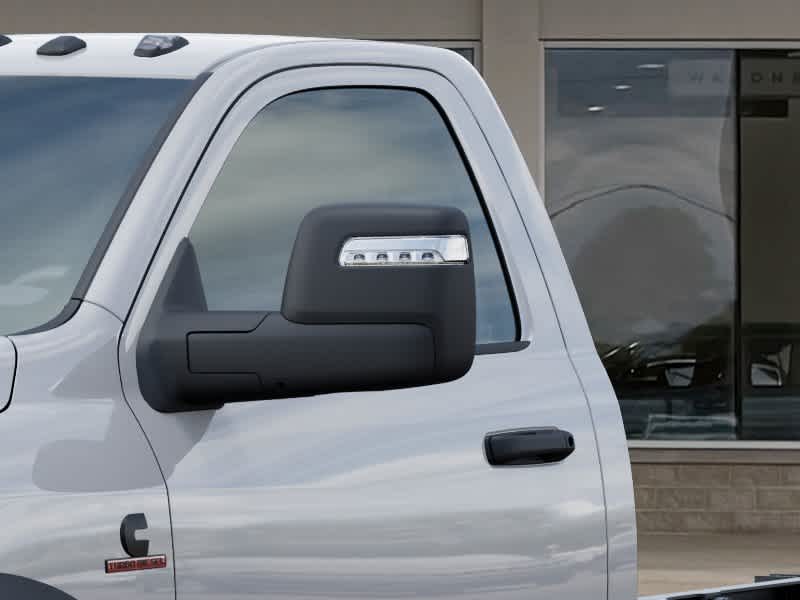 2026 RAM 5500 Chassis Cab RAM 5500 TRADESMAN CHASSIS REGULAR CAB 4X4 120' CA