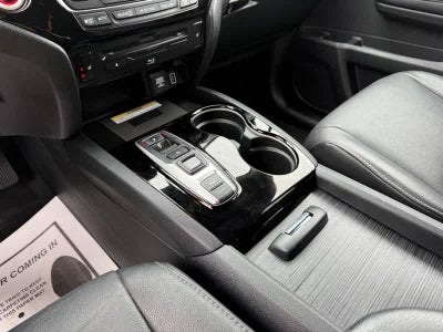 2021 Honda Pilot AWD Touring 8 Passenger