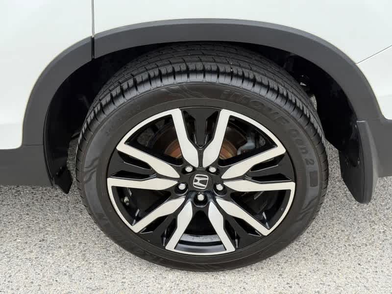 2021 Honda Pilot AWD Touring 8 Passenger