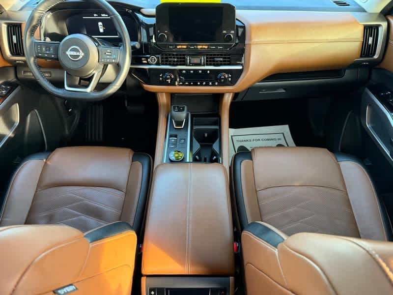 2024 Nissan Pathfinder Platinum 4WD