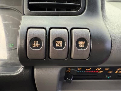 2005 GMC W3S042 W3500 DSL REG Base