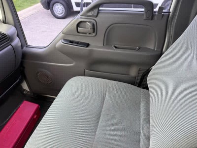 2005 GMC W3S042 W3500 DSL REG Base