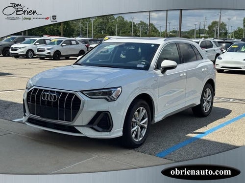 2025 Audi Q3 Premium 45 TFSI S line quattro Tiptronic
