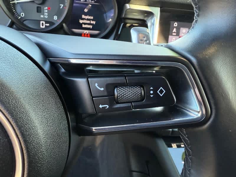 2023 Porsche Macan T