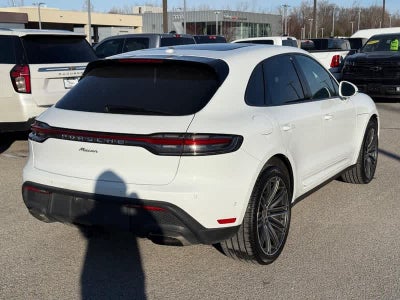 2023 Porsche Macan T