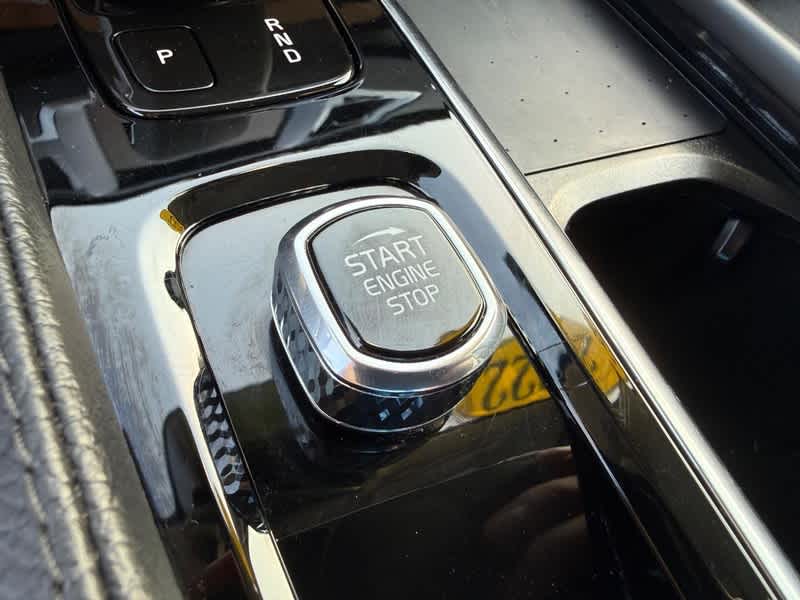 2022 Volvo XC90 Recharge Plug-In Hybrid T8 Inscription Expression 7 Passenger