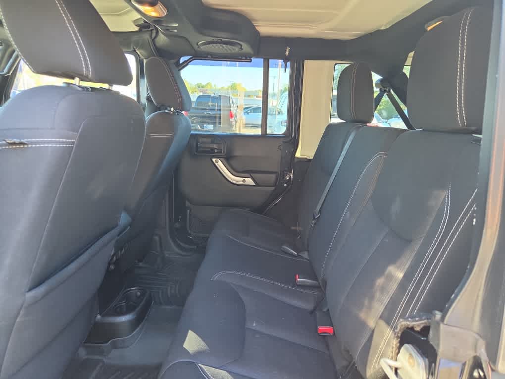 2013 Jeep Wrangler Unlimited Sahara