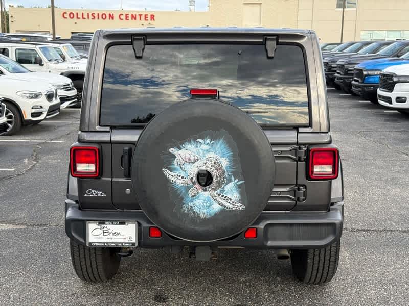 2020 Jeep Wrangler Unlimited Sahara Altitude 4x4