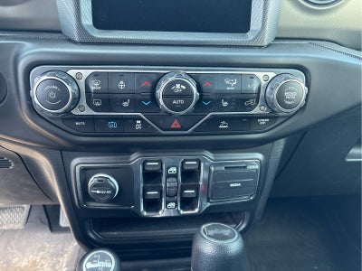 2023 Jeep Wrangler Base