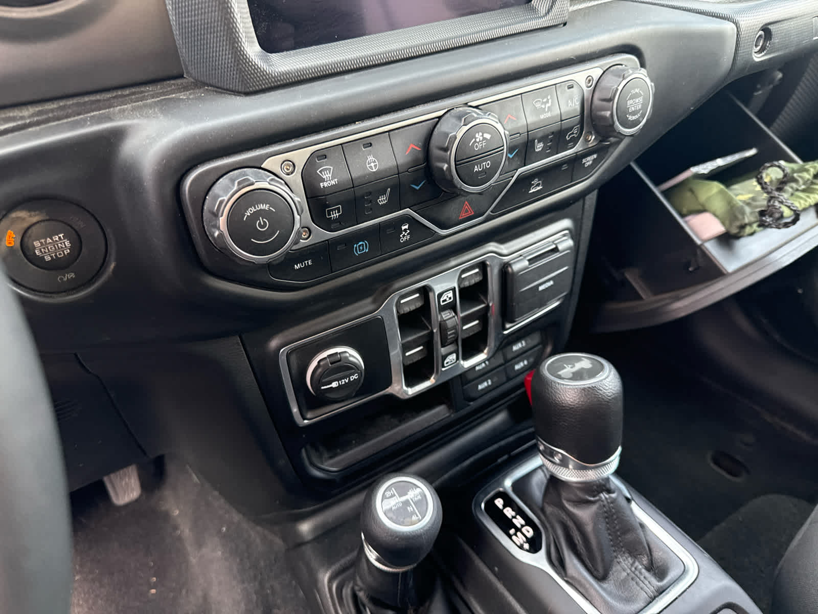 2023 Jeep Wrangler Base