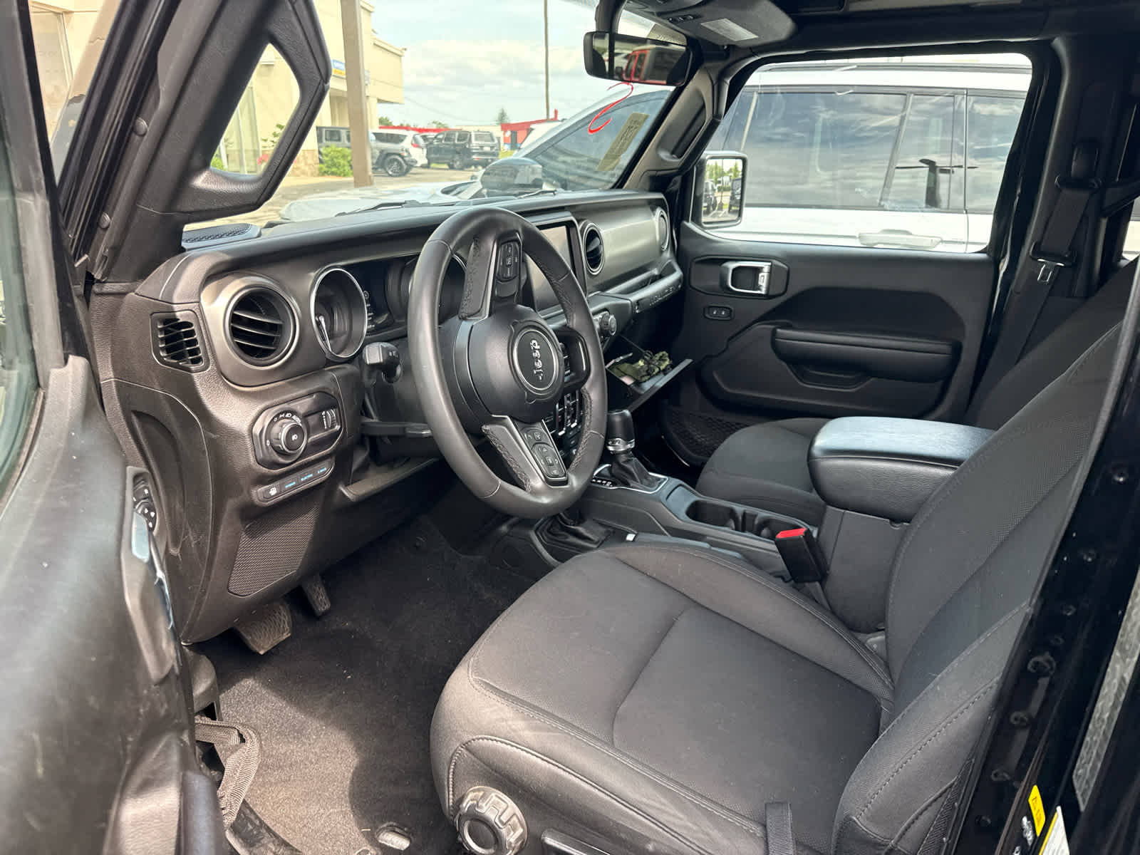 2023 Jeep Wrangler Base