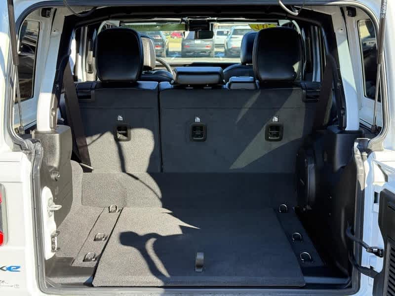 2022 Jeep Wrangler Unlimited Sahara High Altitude