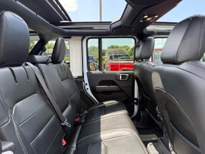 2022 Jeep Wrangler Unlimited Sahara