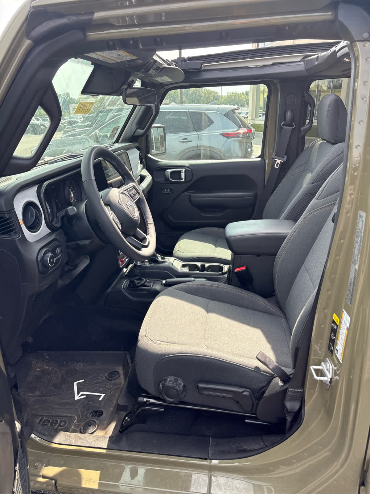 2025 Jeep Wrangler 4-Door Willys 4x4