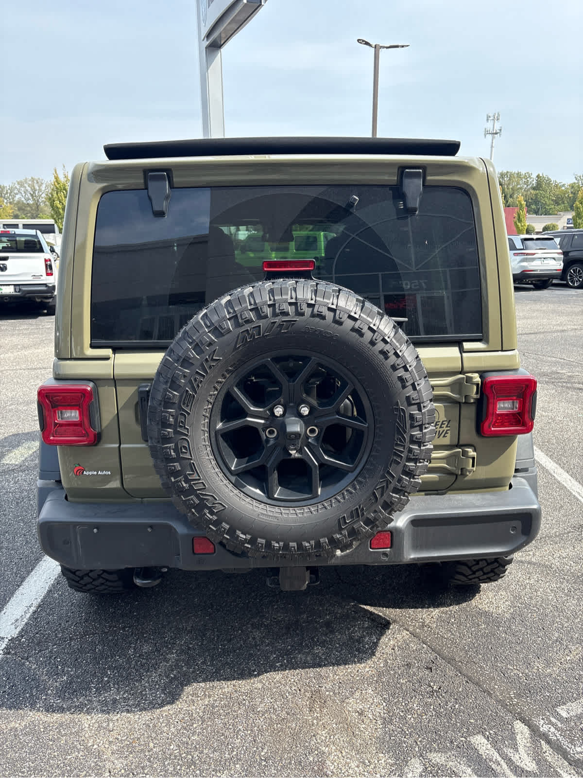 2025 Jeep Wrangler 4-Door Willys 4x4