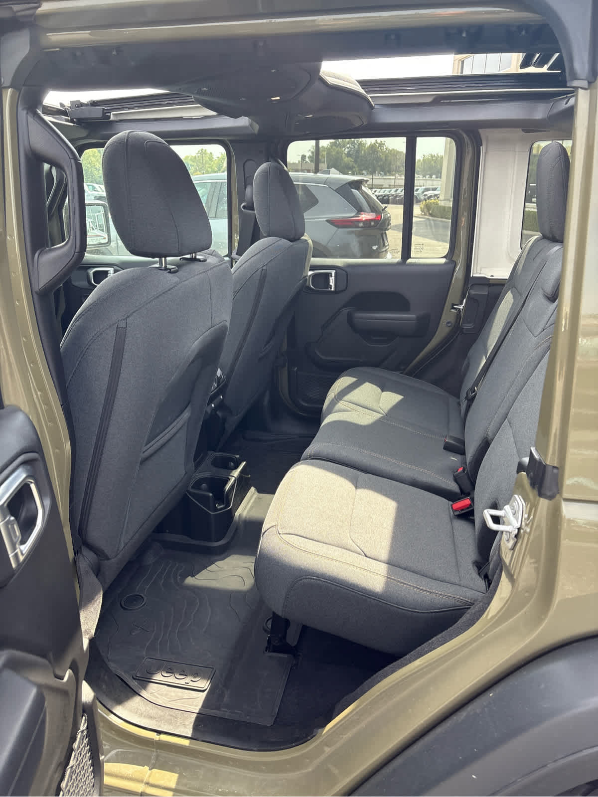 2025 Jeep Wrangler 4-Door Willys 4x4
