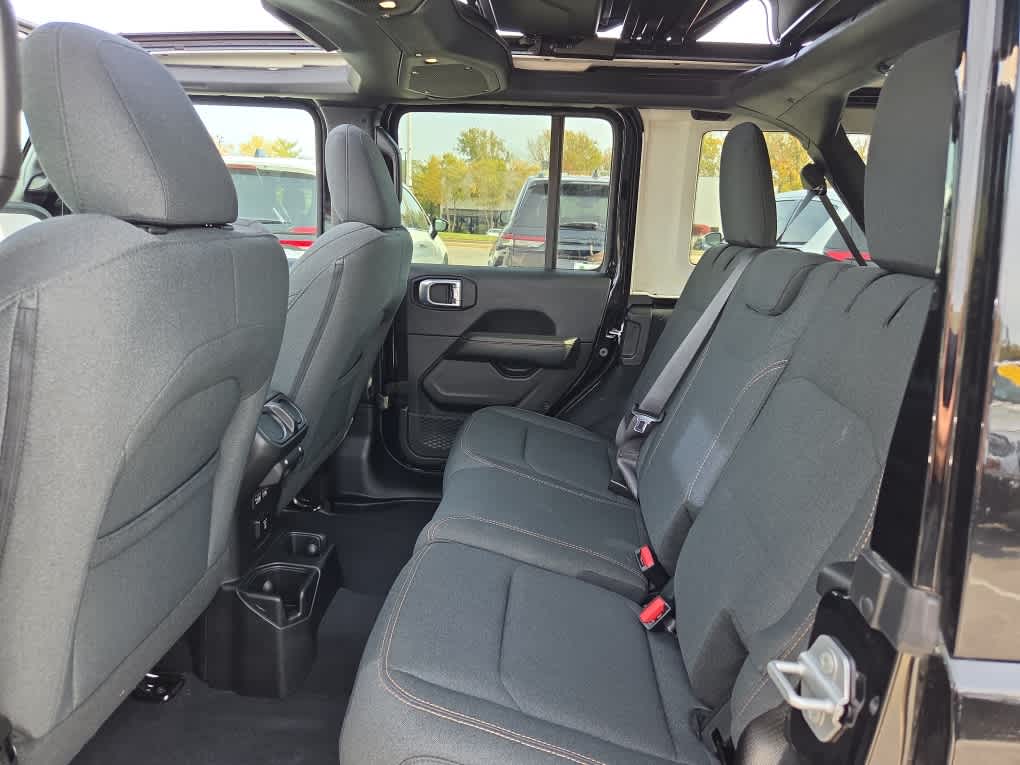 2026 Jeep Wrangler 4-Door Sahara 4x4