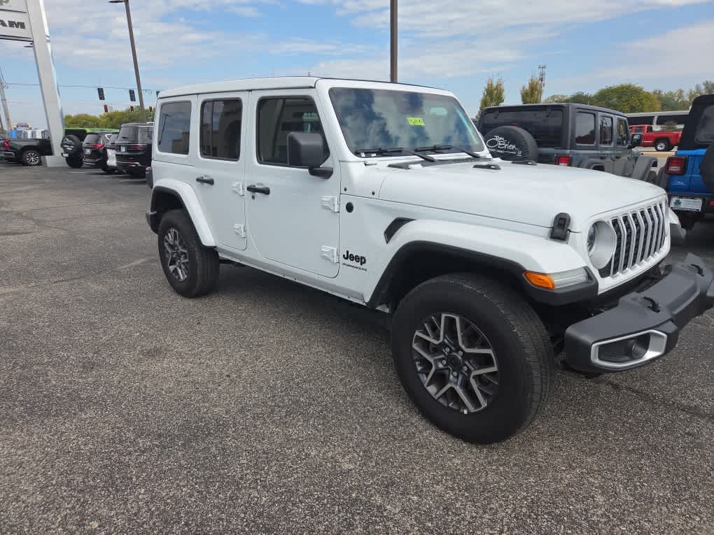 2026 Jeep Wrangler 4-Door Sahara 4x4