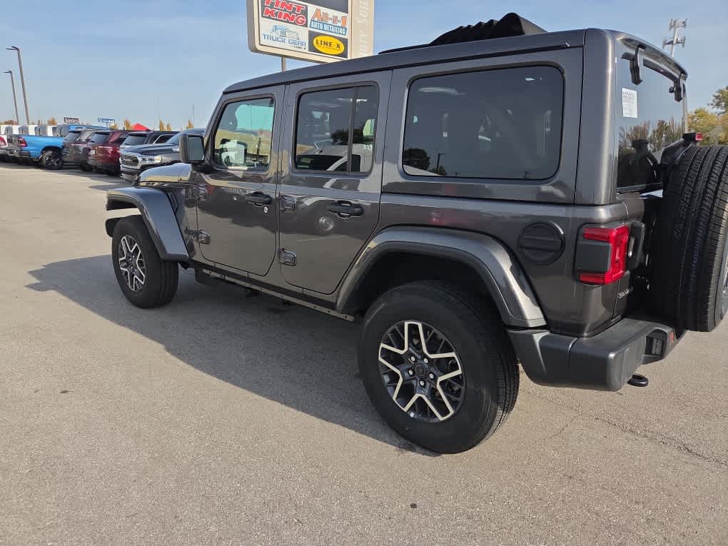2026 Jeep Wrangler 4-Door Sahara 4x4