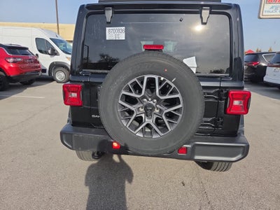 2026 Jeep Wrangler 4-Door Sahara 4x4