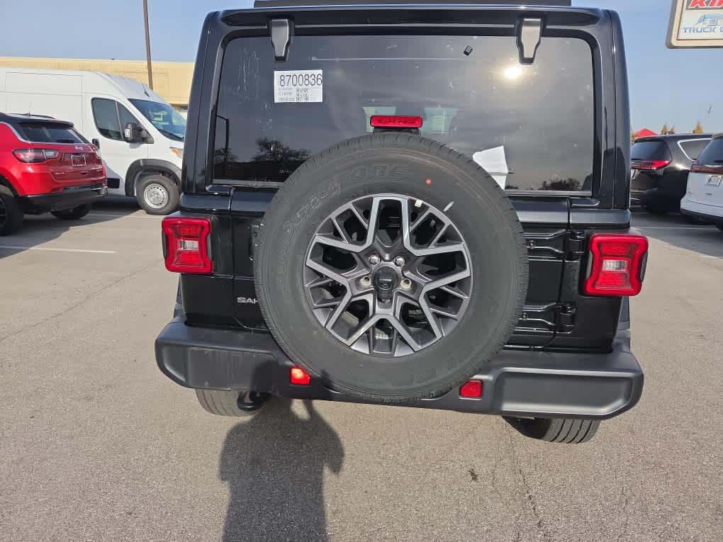 2026 Jeep Wrangler 4-Door Sahara 4x4