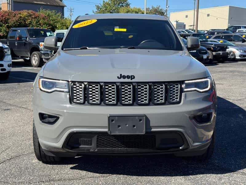 2022 Jeep Grand Cherokee Laredo X 4x2