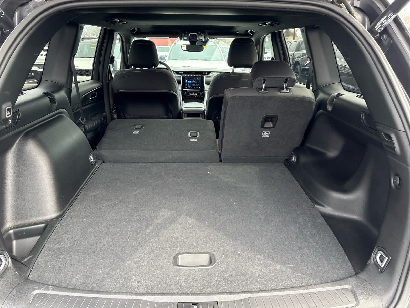 2024 Jeep Grand Cherokee Laredo X