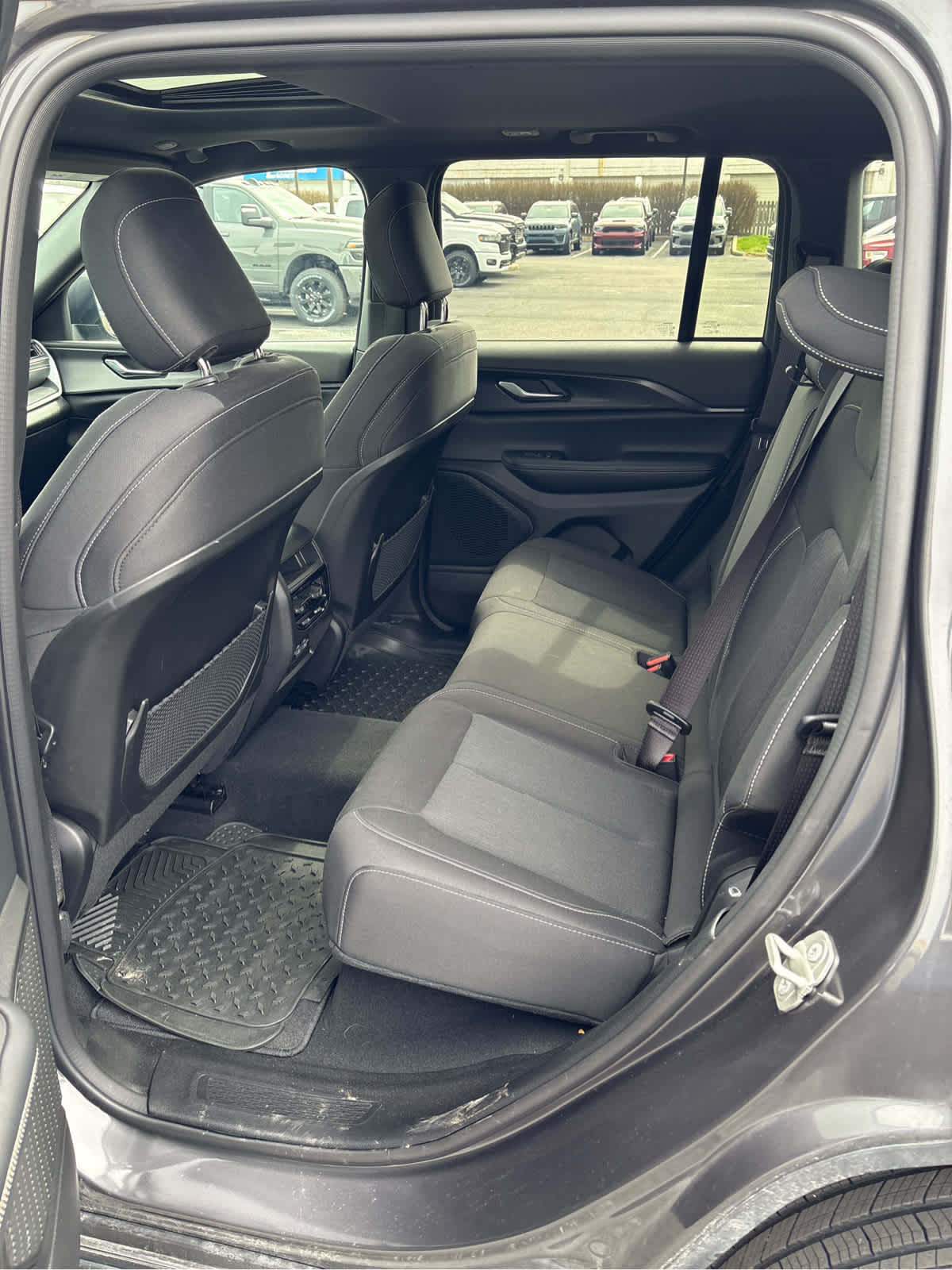 2024 Jeep Grand Cherokee Laredo X