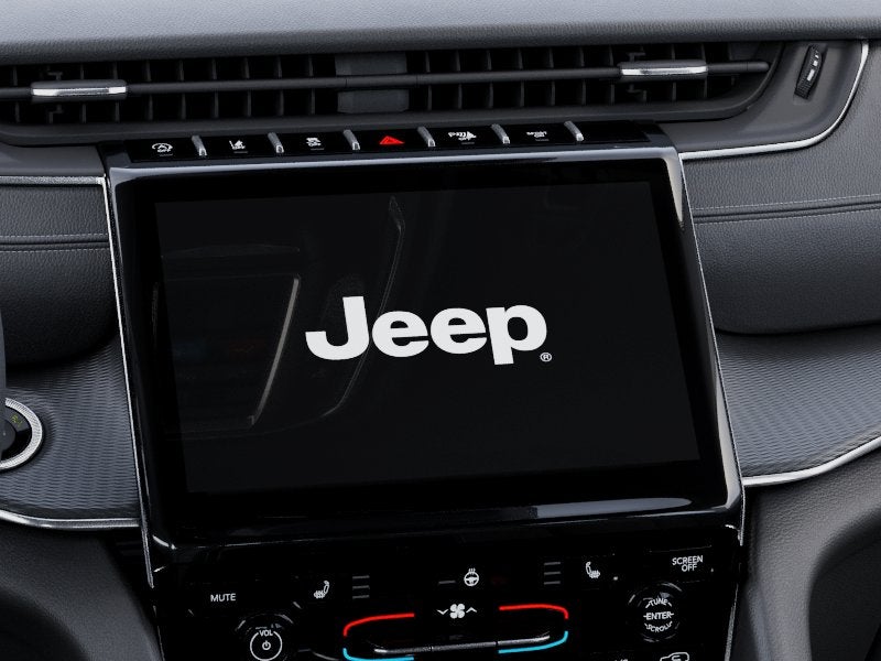 2027 Jeep Grand Cherokee LAREDO X 4X4