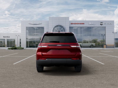 2027 Jeep Grand Cherokee LAREDO X 4X4
